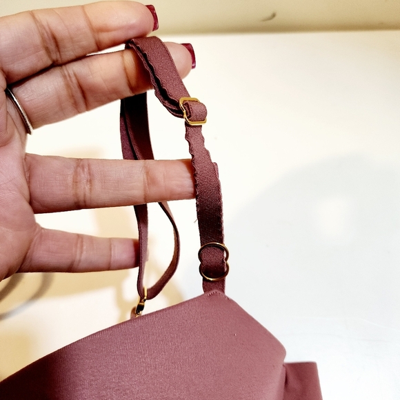 Victoria's Secret Incredible Mauve Bra 32C - Picture 4 of 11